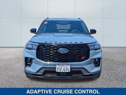 Used 2025 Ford Explorer ST AWD/4WD image 8