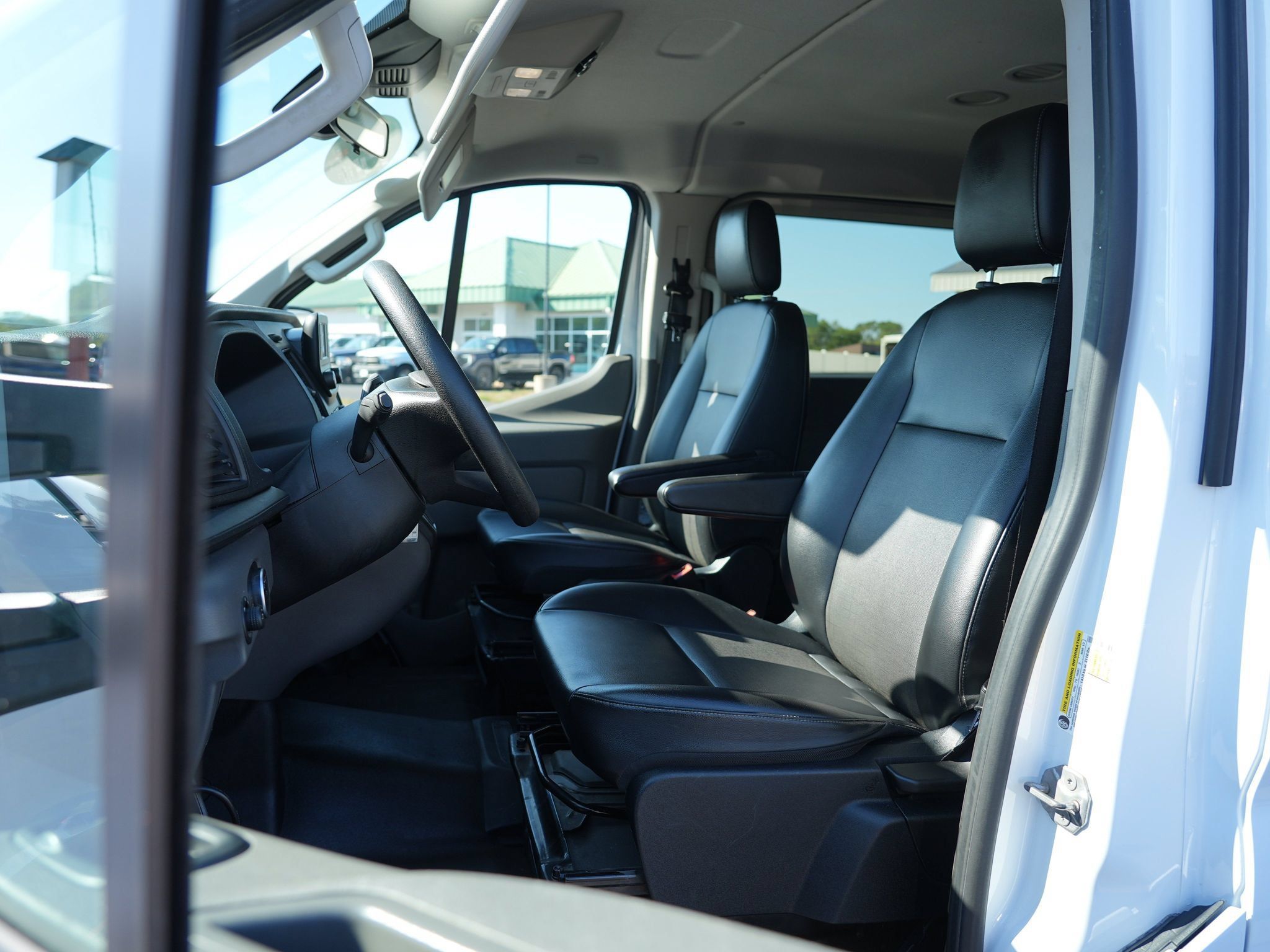 Used 2021 Ford Transit 350 XL RWD image 13