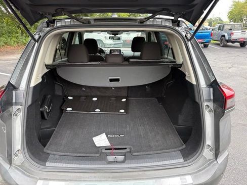 Used 2021 Nissan Rogue S FWD image 15