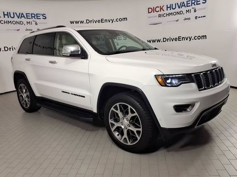 Used 2019 Jeep Grand Cherokee Limited w/ Luxury Group II AWD/4WD image 3