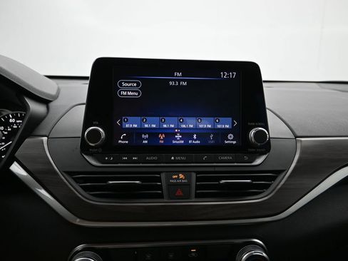 Certified 2024 Nissan Altima 2.5 SV FWD image 15