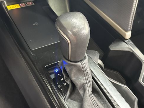 Used 2025 Toyota Camry SE FWD image 34