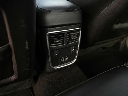 Used 2019 Dodge Charger SXT w/ Leather Interior Group image 24