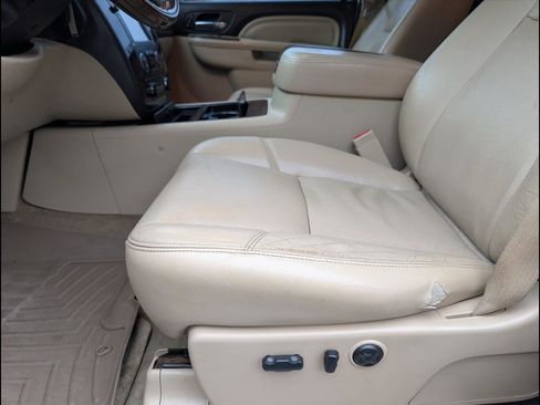 Used 2013 GMC Sierra 2500 Denali w/ Suspension Package, Off-Road image 7