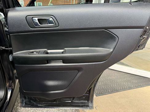 Used 2019 Ford Explorer 4WD Police Interceptor image 26