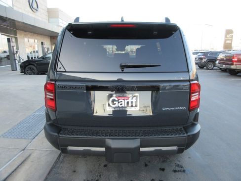 Used 2024 Toyota Land Cruiser image 5