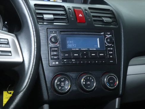 Used 2015 Subaru Forester 2.5i w/ Alloy Wheel Package image 26