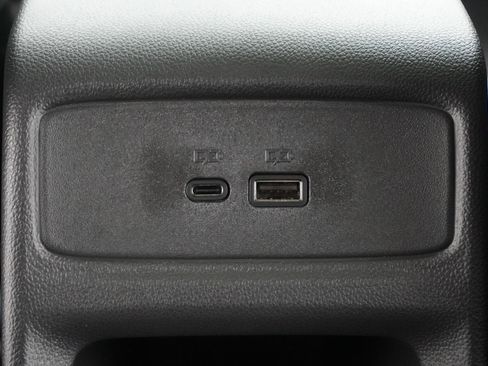 New 2026 Chevrolet Trax RS w/ Sunroof Package image 34