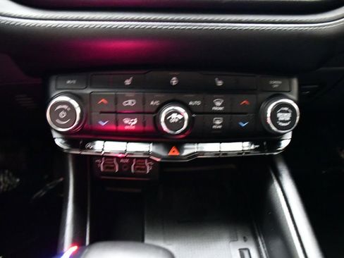 Used 2022 Dodge Durango GT image 14