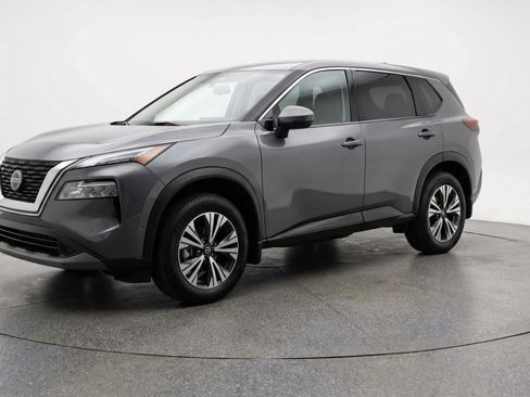 Used 2025 Nissan Rogue SV AWD/4WD image 3