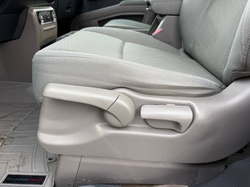 Used 2013 Honda Ridgeline RTS image 21