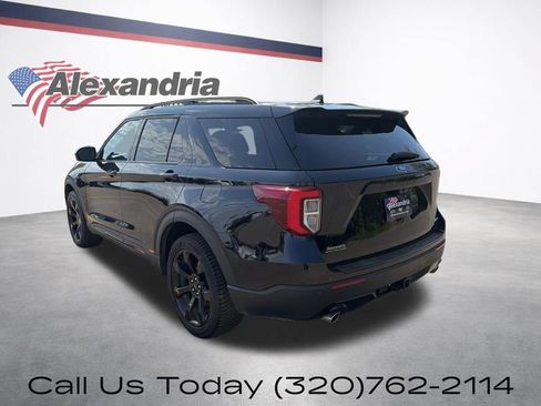Used 2024 Ford Explorer ST-Line w/ Class IV Trailer Tow Package AWD/4WD image 9