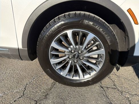 Certified 2023 Lincoln Nautilus Standard w/ Premium Package image 33