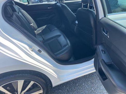 Used 2019 Nissan Altima 2.5 SR w/ SR Premium Package AWD/4WD image 13