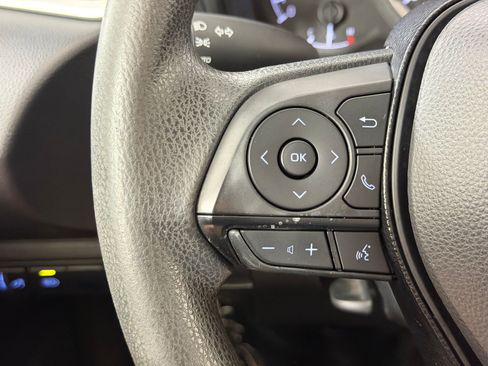 Used 2020 Toyota Corolla LE FWD image 14