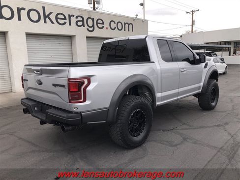 Used 2017 Ford F150 Raptor w/ Equipment Group 802A Luxury AWD/4WD image 8