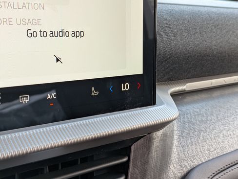 New 2026 Ford Explorer Platinum image 34