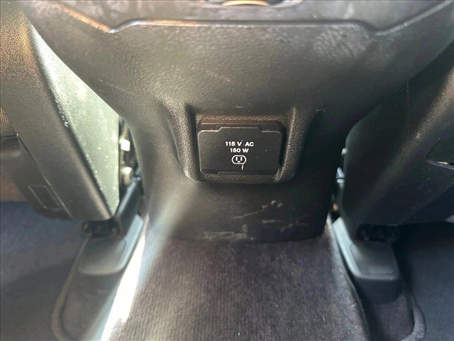 Used 2016 Jeep Cherokee Limited AWD/4WD image 21