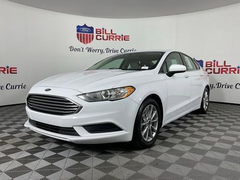 Certified 2017 Ford Fusion SE image 7