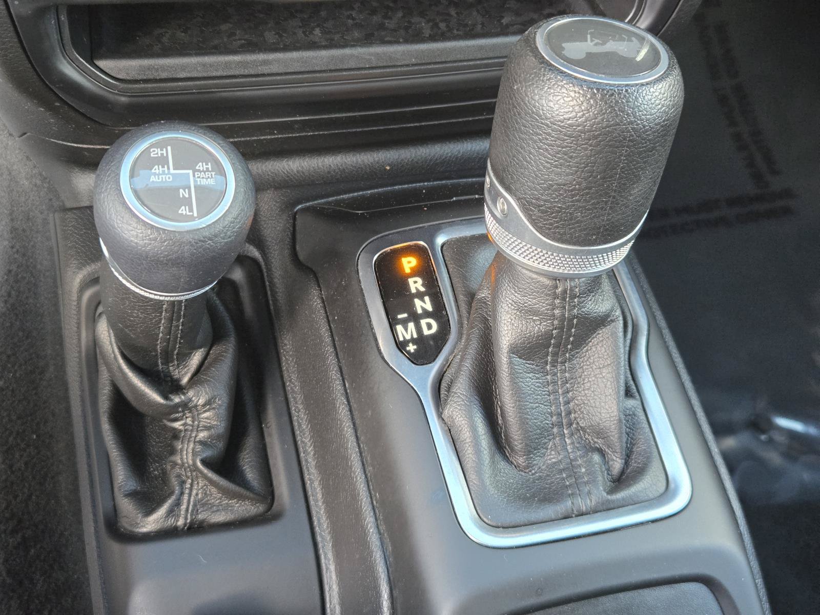 Used 2022 Jeep Wrangler Unlimited Sport AWD/4WD image 15