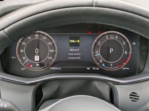 Used 2026 Jaguar F-PACE R-Dynamic S image 8