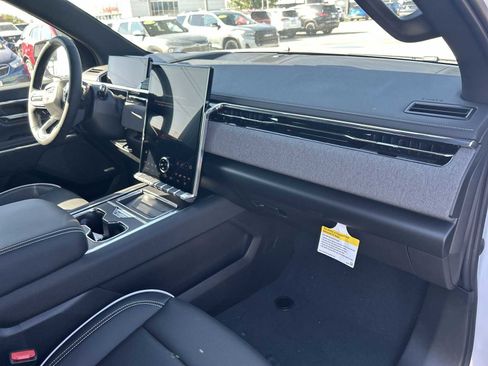 New 2026 GMC Sierra EV Elevation w/ Premium Package image 27