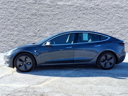 Used 2020 Tesla Model 3 image 4