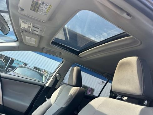Used 2015 Toyota RAV4 XLE AWD/4WD image 19