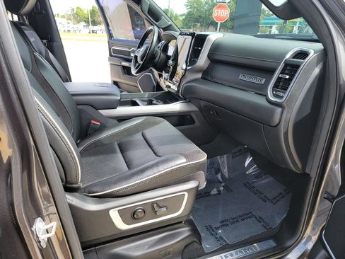 Used 2022 RAM 1500 Laramie AWD/4WD image 14