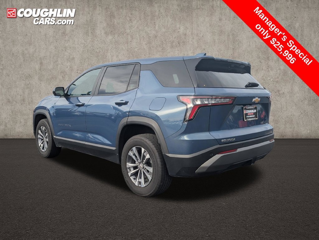 Used 2026 Chevrolet Equinox LT w/ Safety and Technology Package FWD image 5