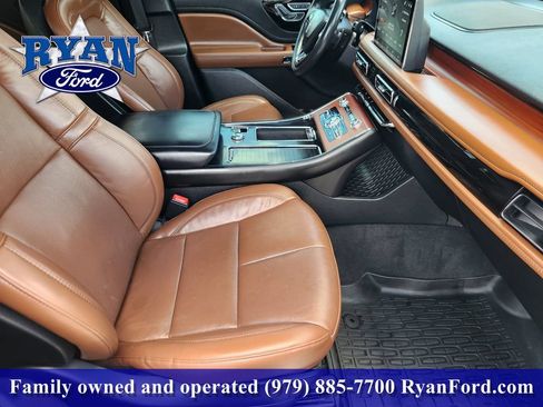 Used 2022 Lincoln Aviator Reserve w/ Equipment Group 201A RWD image 9