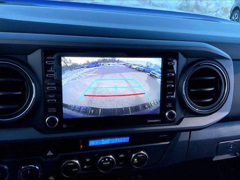 Used 2023 Toyota Tacoma TRD Off-Road image 28