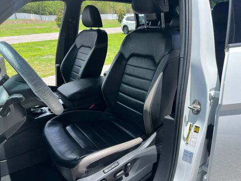 Used 2020 Volkswagen Atlas Cross Sport SEL Premium R-Line AWD/4WD image 9