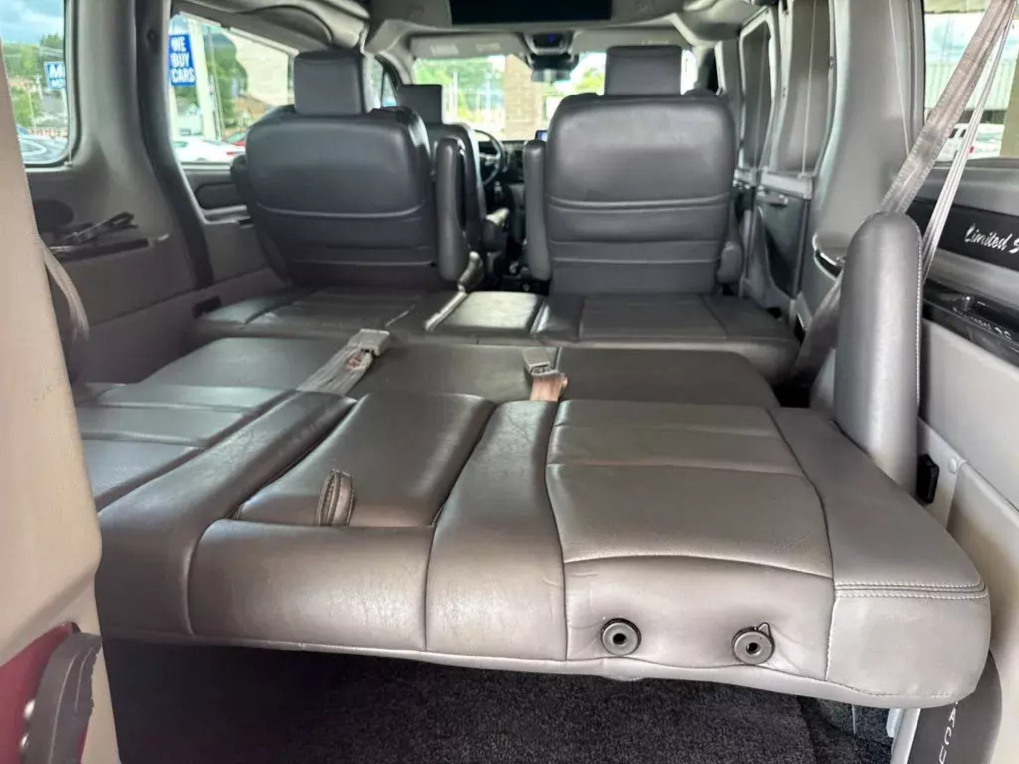Used 2020 Ford Transit 150 Low Roof AWD image 13
