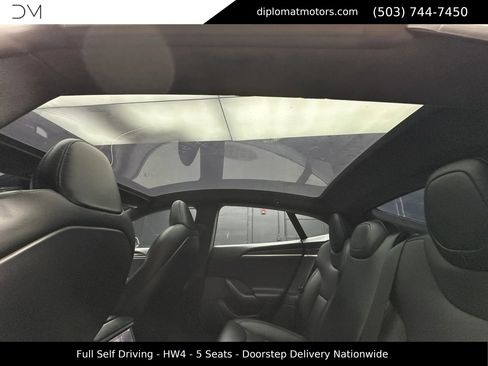 Used 2024 Tesla Model S image 23