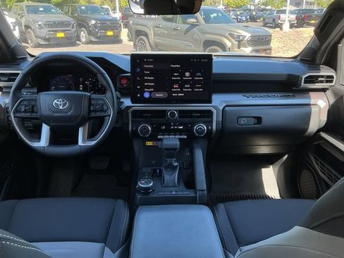 Used 2024 Toyota Tacoma TRD Off-Road w/ TRD Off Road Upgrade Package AWD/4WD image 21