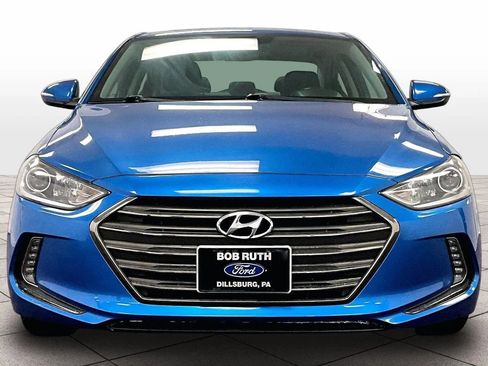 Used 2017 Hyundai Elantra Limited w/ Limited Tech Package 04 image 3