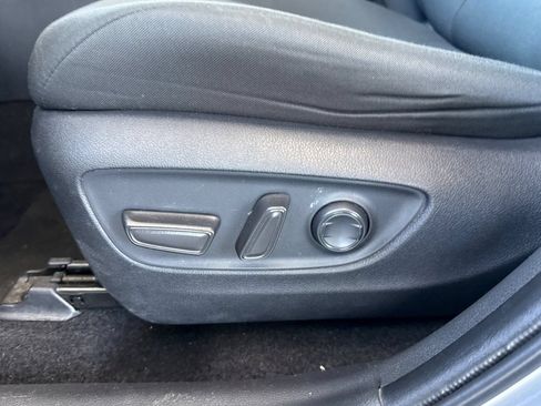Used 2024 Toyota RAV4 XLE FWD image 19