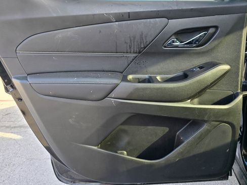 Used 2023 Chevrolet Traverse Premier w/ Redline Edition image 13