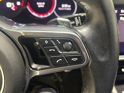 Used 2022 Porsche Cayenne Coupe AWD/4WD image 17