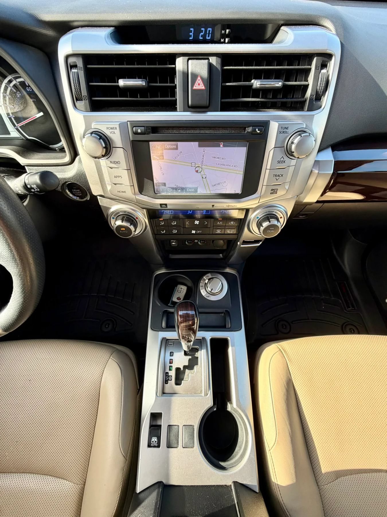 Used 2014 Toyota 4Runner Limited AWD/4WD image 14