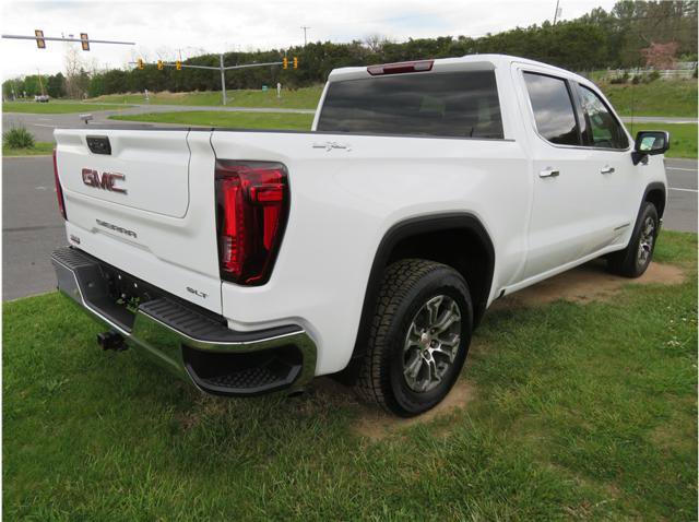 Used 2025 GMC Sierra 1500 SLT AWD/4WD image 16
