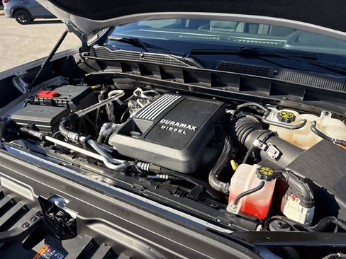 Used 2022 GMC Sierra 1500 SLT w/ SLT Premium Package image 35