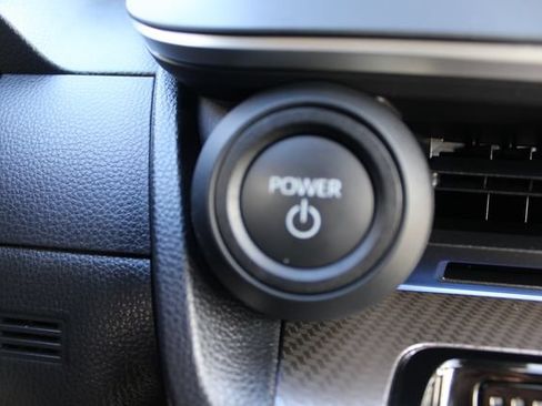 Certified 2026 Toyota Prius XLE FWD image 35