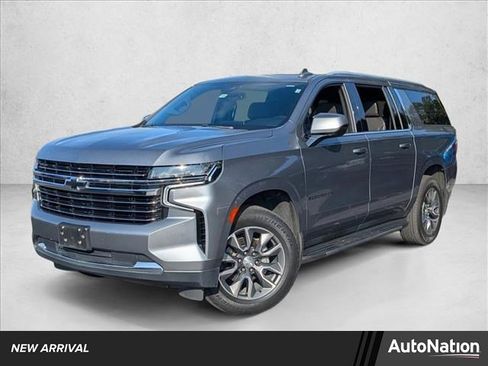 Used 2021 Chevrolet Suburban LT image 1
