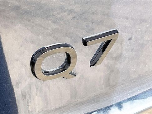 Used 2025 Audi Q7 Premium Plus image 30