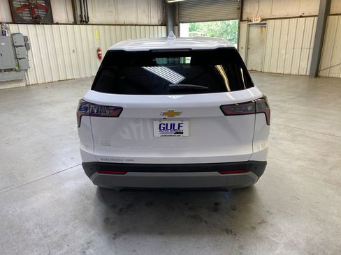 Used 2025 Chevrolet Equinox LT AWD/4WD image 7
