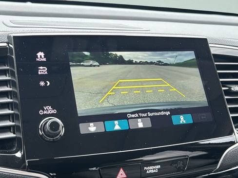 Certified 2022 Honda Pilot Touring image 31