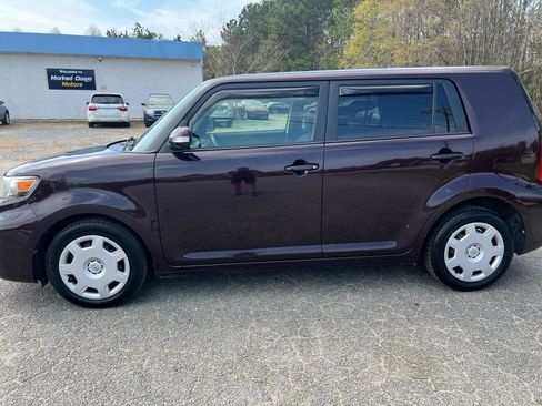 Used 2014 Scion xB image 4