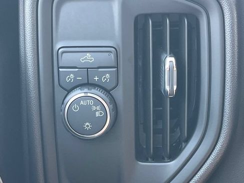 Used 2024 Chevrolet Silverado 1500 Custom RWD image 27